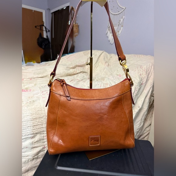 Dooney & Bourke Handbags - Dooney & Bourke Florentine Large Cassidy Hobo in Natural Leather